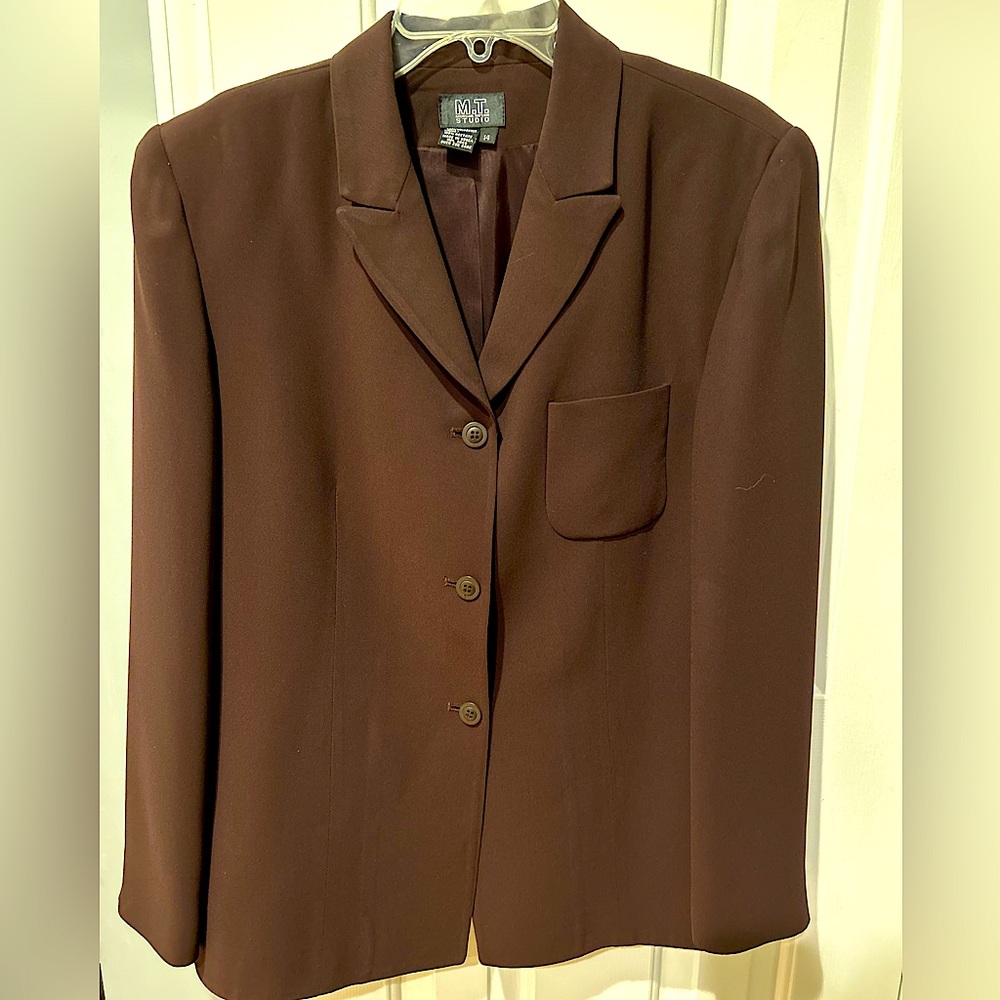 Morgan Taylor Studio 3 button Chocolate blazer
